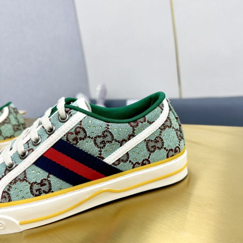 Gucci Casual Shoes